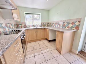 Photo 11- click for photo gallery